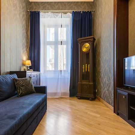 Best Apartment Kulisha 4 Λβιβ Εξωτερικό φωτογραφία